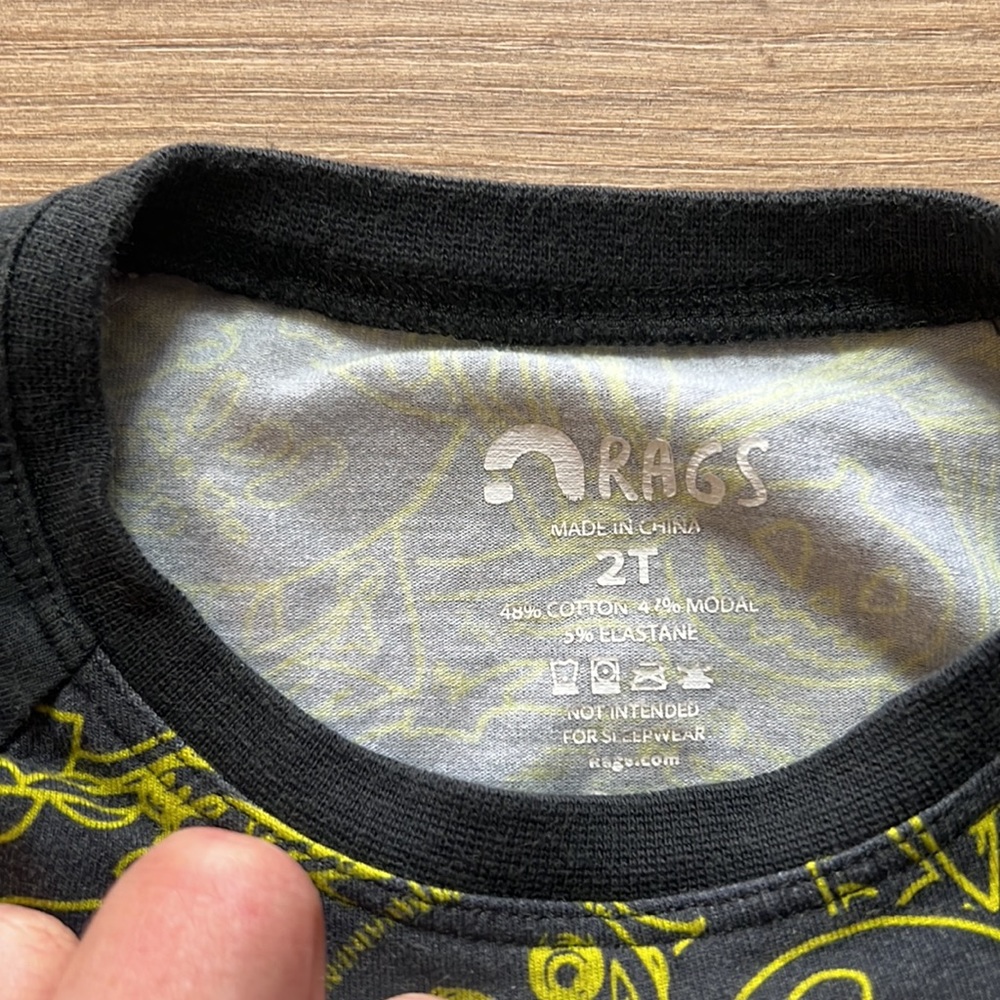 RAGS tee - Picture 2 of 2
